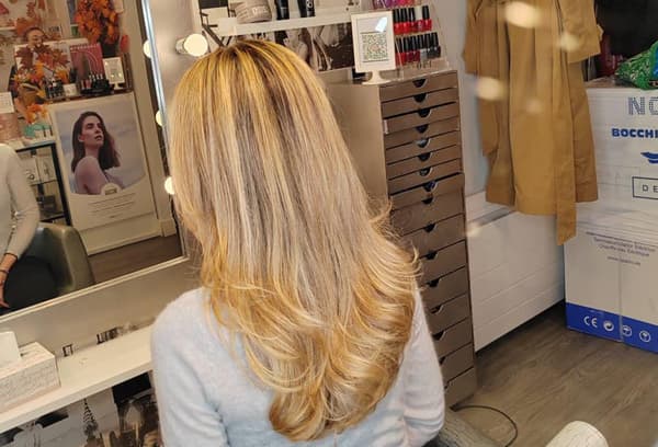 Adelfa Estilistas en Culleredo